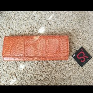 NWT Sondra Roberts Clutch